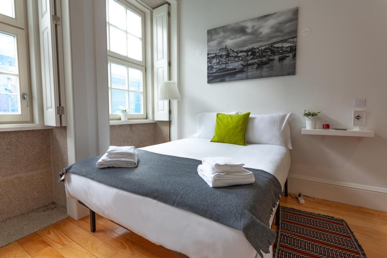 Oporto Invite S. Bento Studios Apartments ภายนอก รูปภาพ