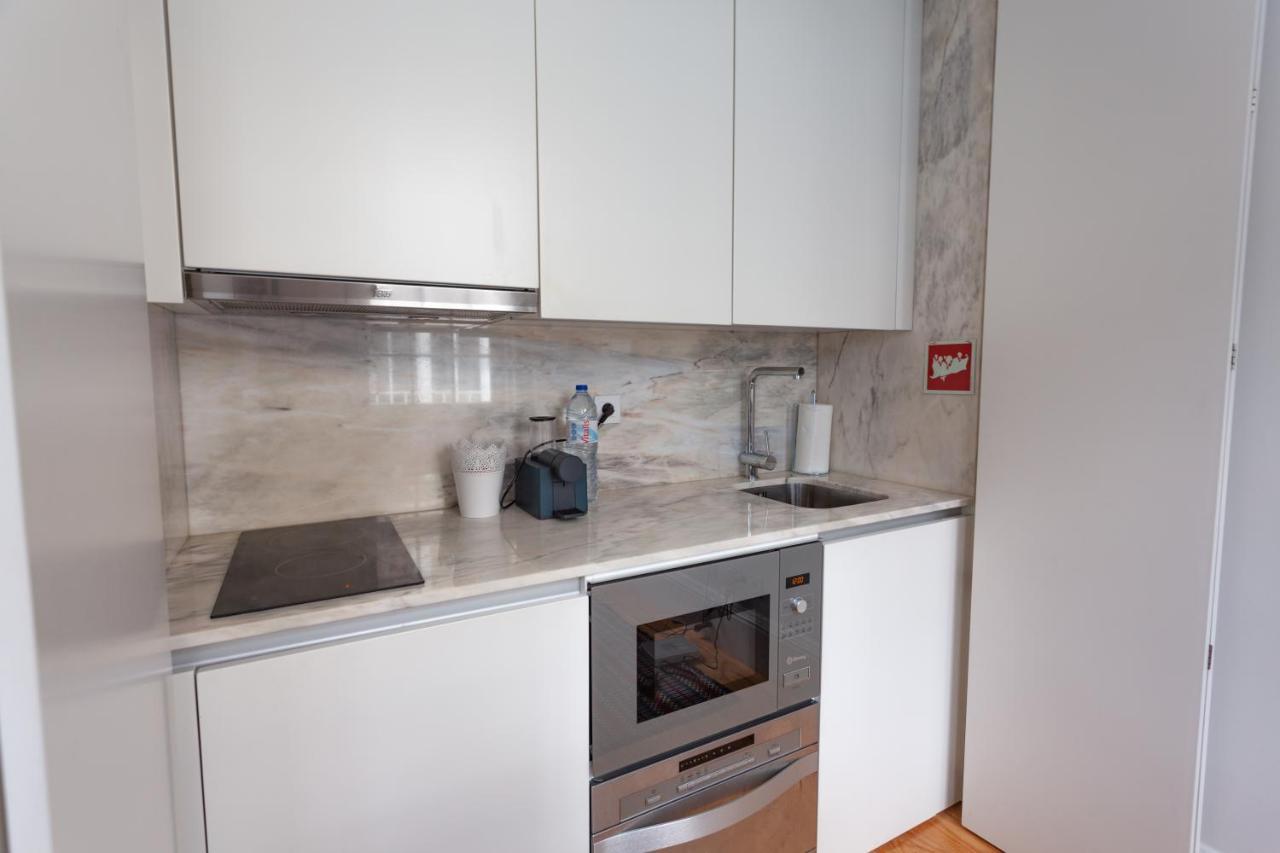 Oporto Invite S. Bento Studios Apartments ภายนอก รูปภาพ